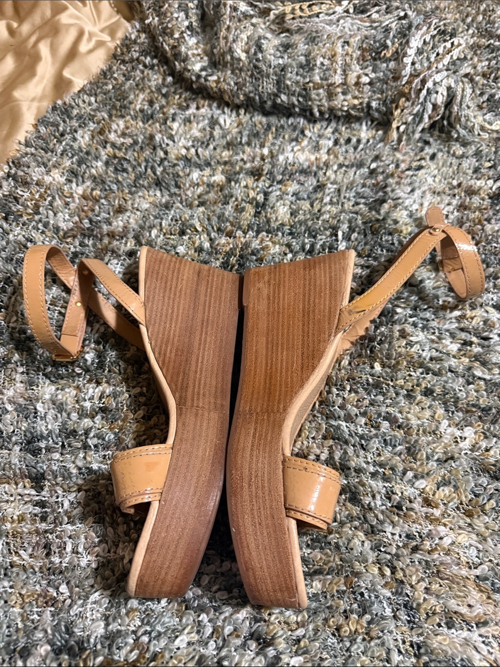 Tory Burch Beige Tan Leather Ankle-Strap Sandals with Gold Logo - Picture 2 of 5